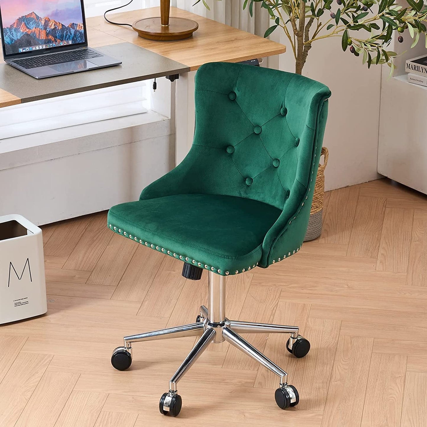 VINGLI Velvet Office Chair, Modern Office Chair Velvet Desk Chair for Bedroom Upholstered Office Chair Swivel Chair with Wheels, Tufted Office Chair Accent Desk Chair for Home Office, Green